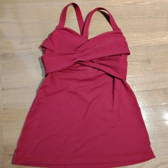 Lululemon Wrap It Up Tank Cranberry Size 4, - Picture 8 of 8
